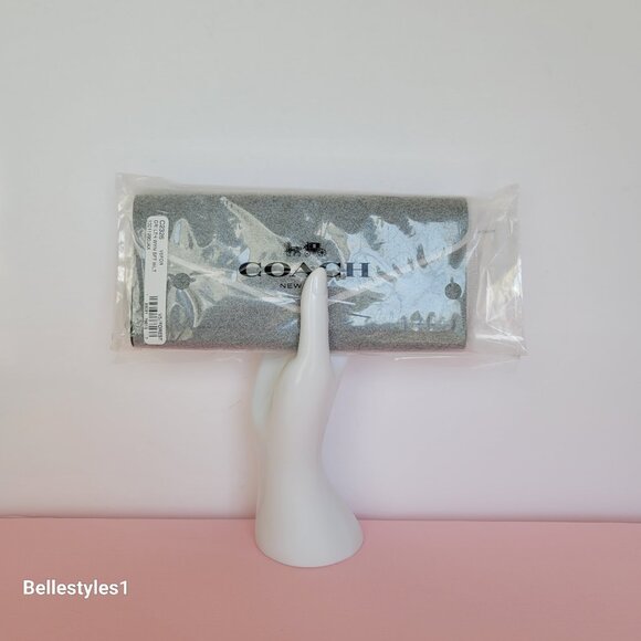 COACH Wyn Envelope Crossgrain Leather Wallet- Forest color ⭐ - Picture 16 of 16